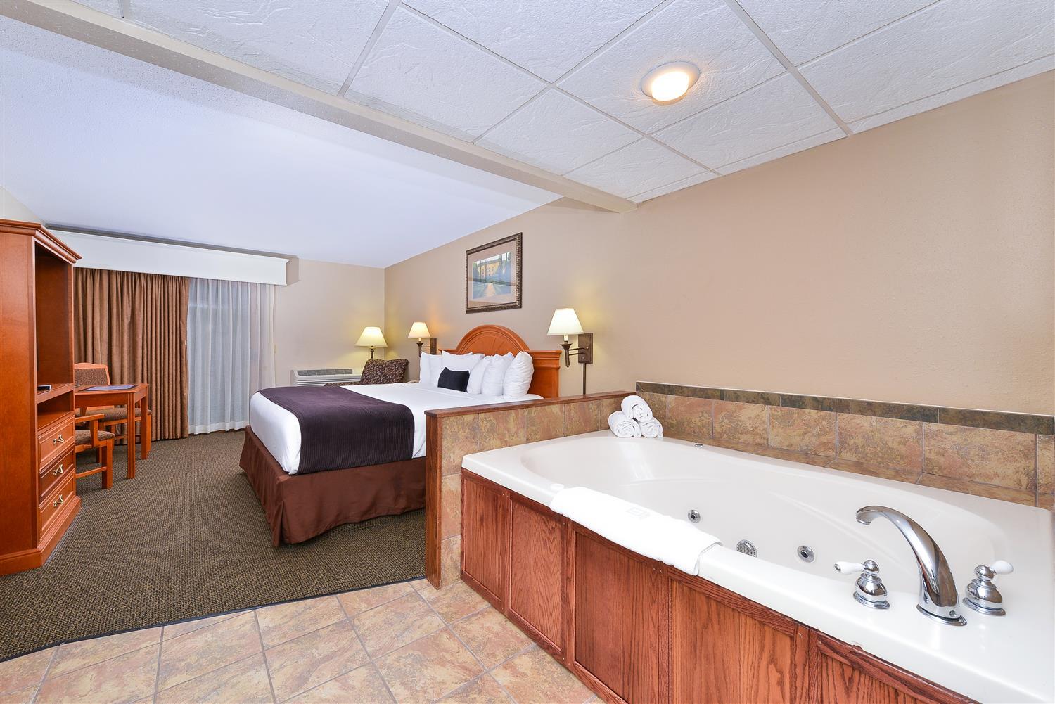 Revel Hotel Minot - Surestay Collection By Best Western 外观 照片