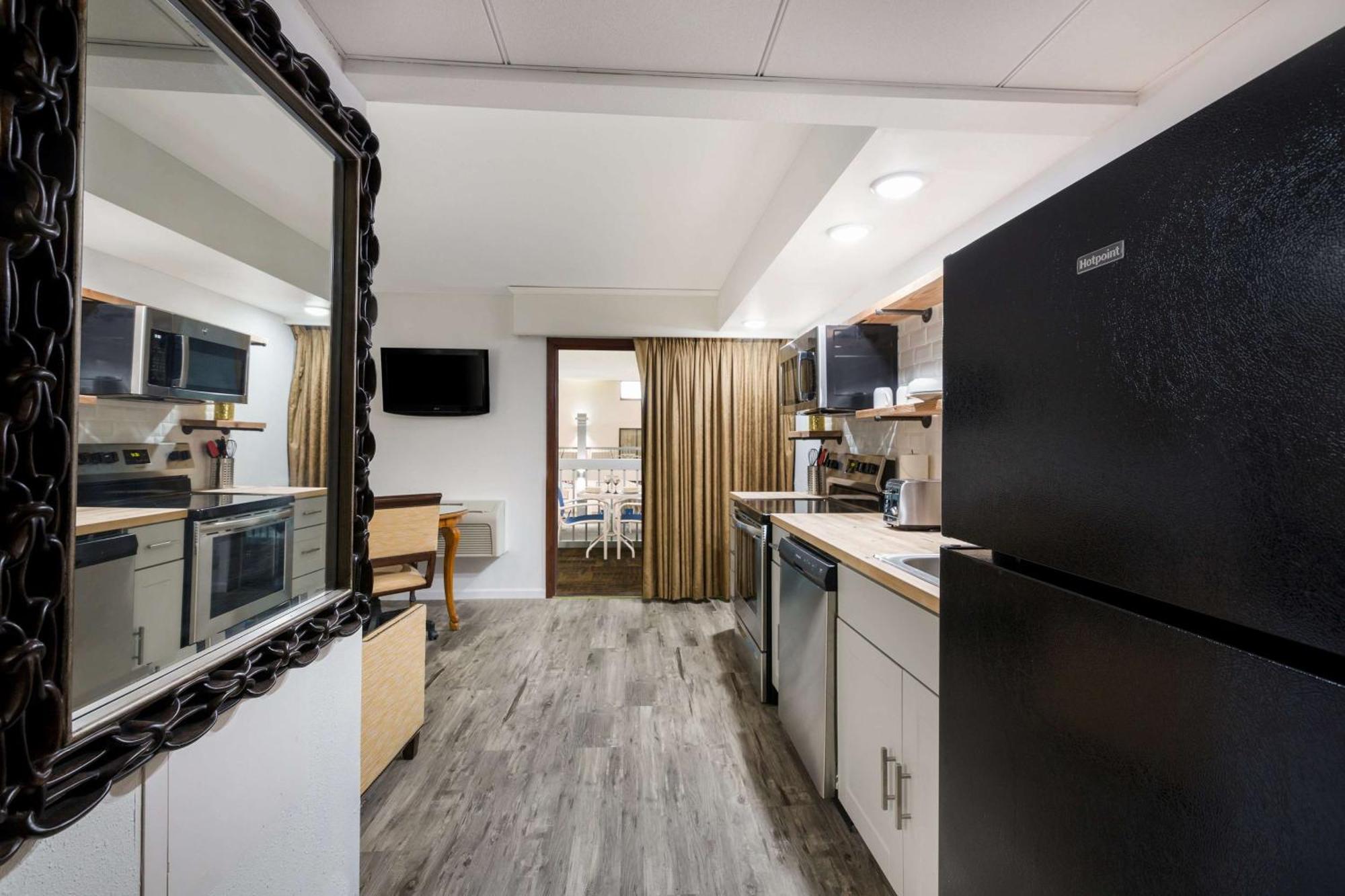 Revel Hotel Minot - Surestay Collection By Best Western 外观 照片